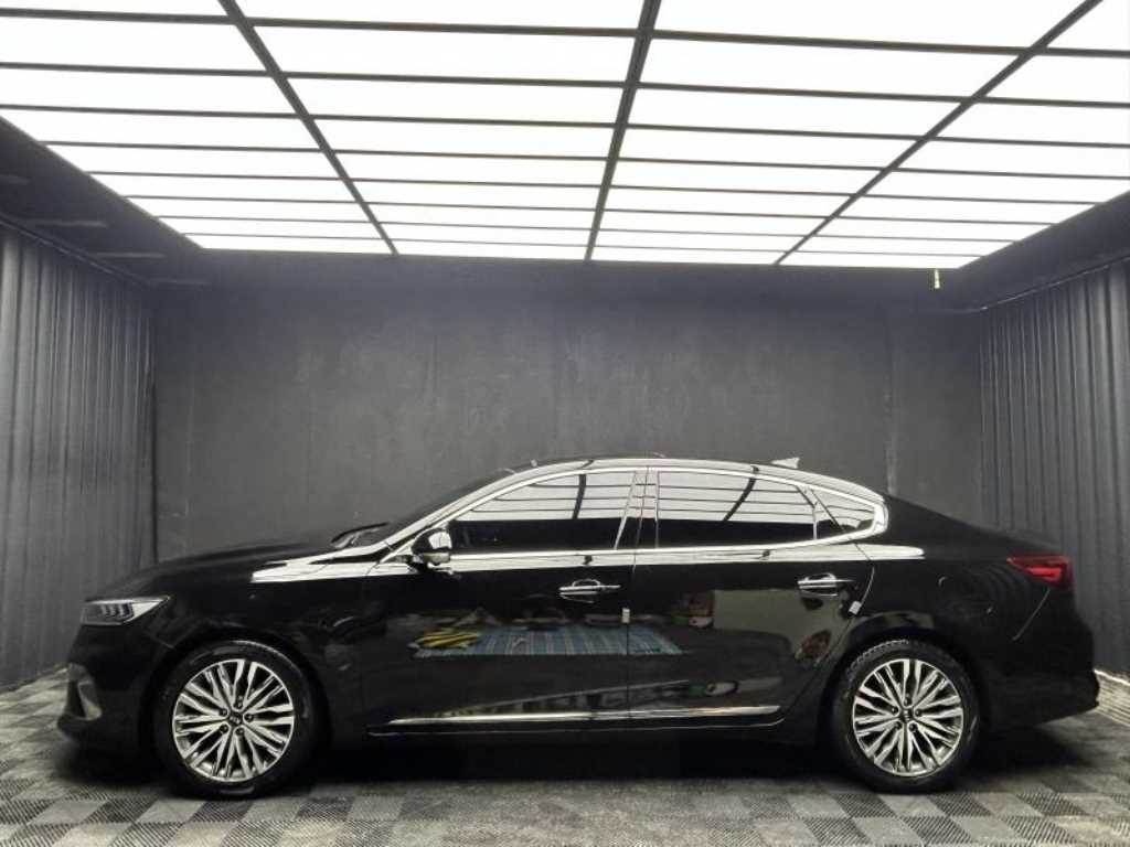 Kia K7 — photo 03
