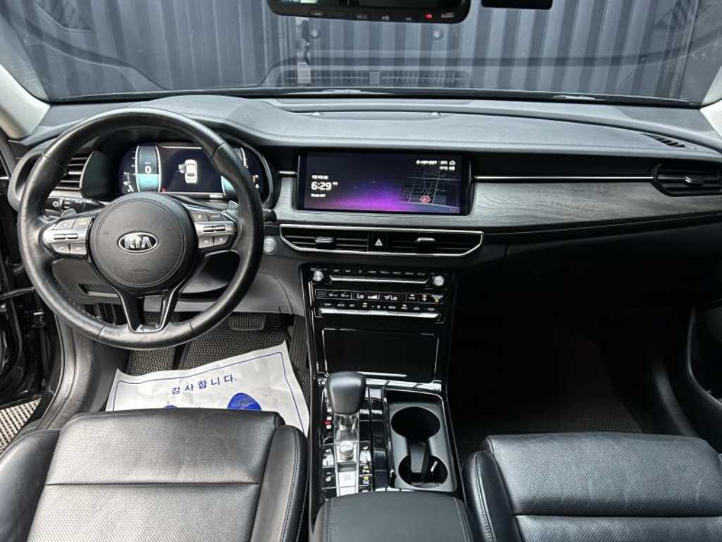 Kia K7 — photo 08