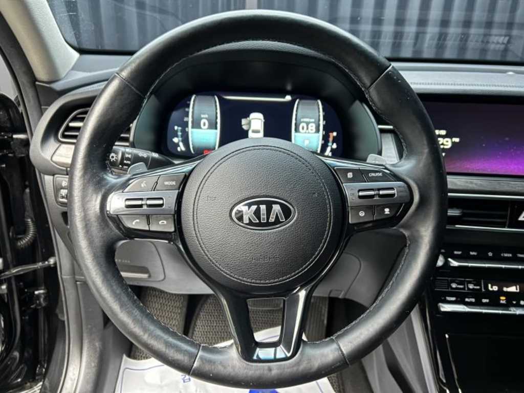 Kia K7 — photo 09