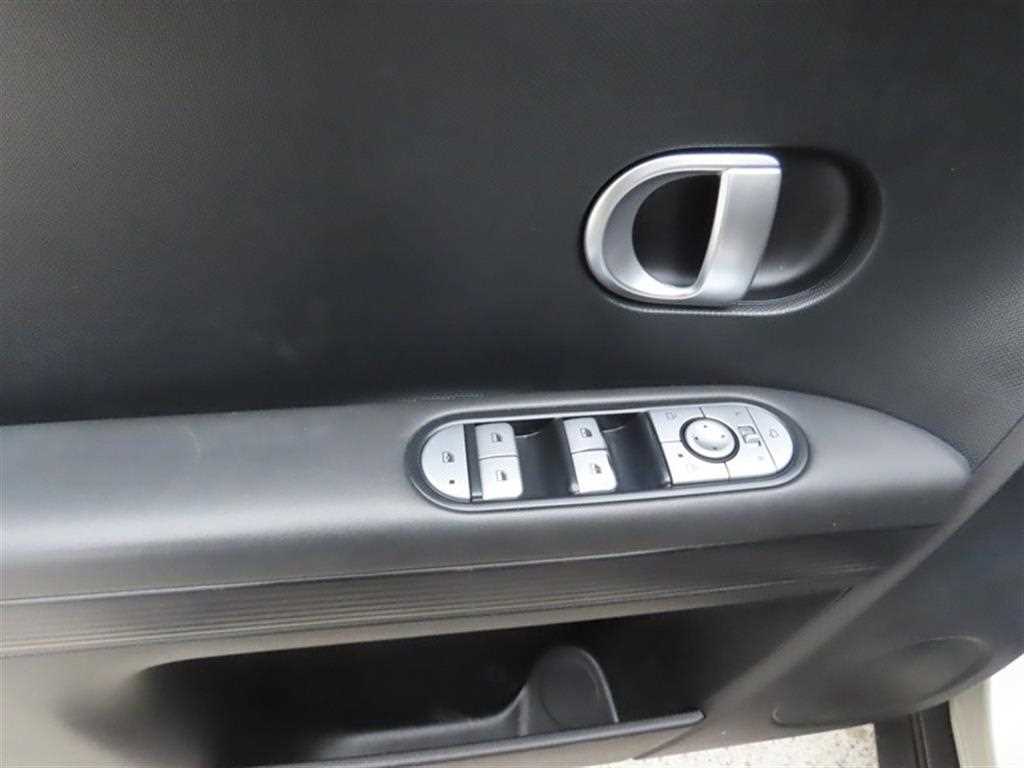 Hyundai Ioniq5 — photo 08