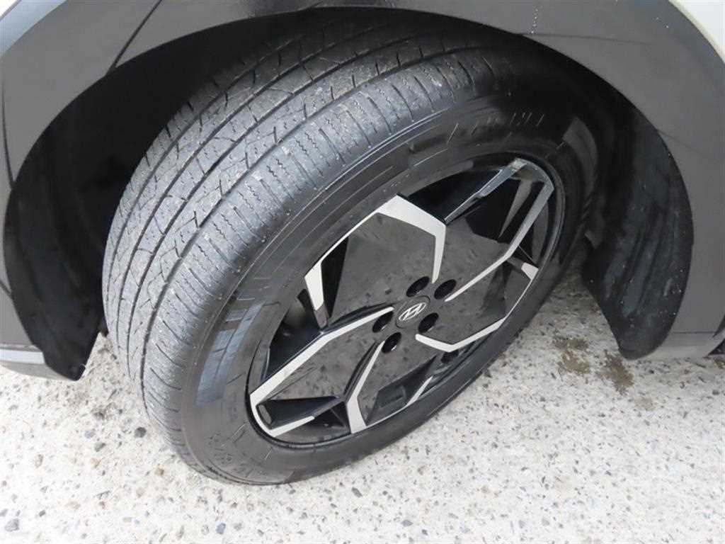Hyundai Ioniq5 — photo 19