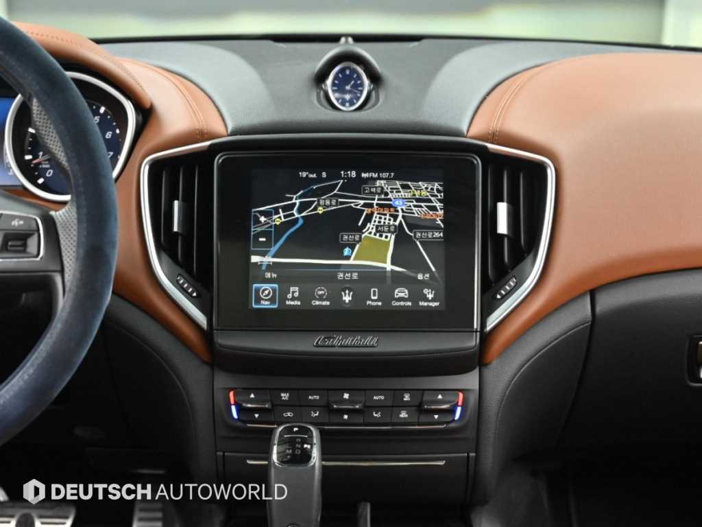 Maserati Ghibli — photo 14