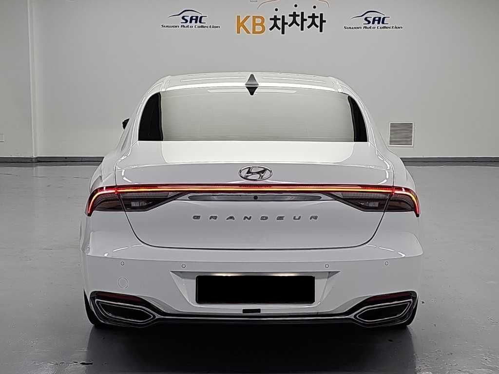 Hyundai Grandeur — photo 03