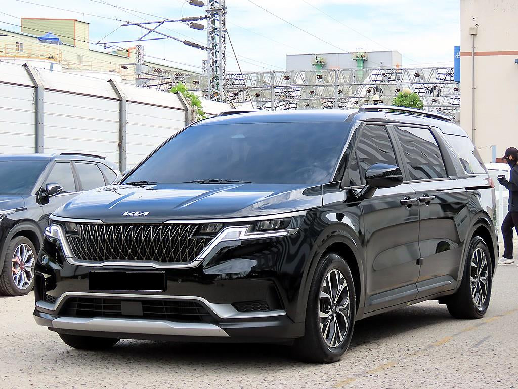 Kia Carnival — photo 02