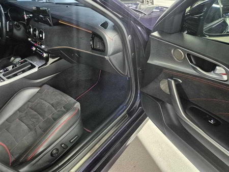 Kia Stinger — photo 11