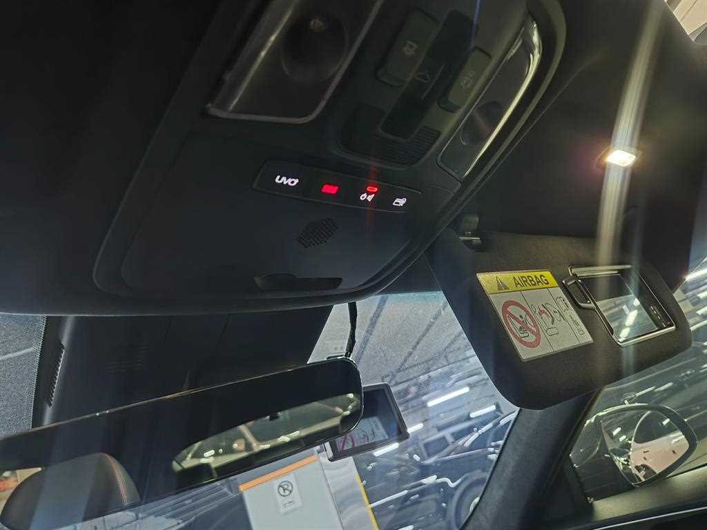 Kia Stinger — photo 18