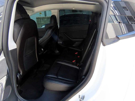 Tesla Model Y — photo 06