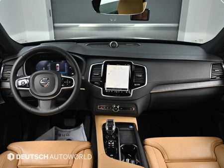 Volvo XC90 — photo 07