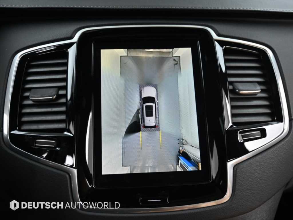 Volvo XC90 — photo 15