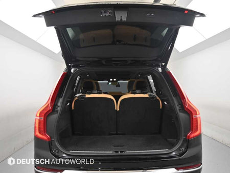Volvo XC90 — photo 19
