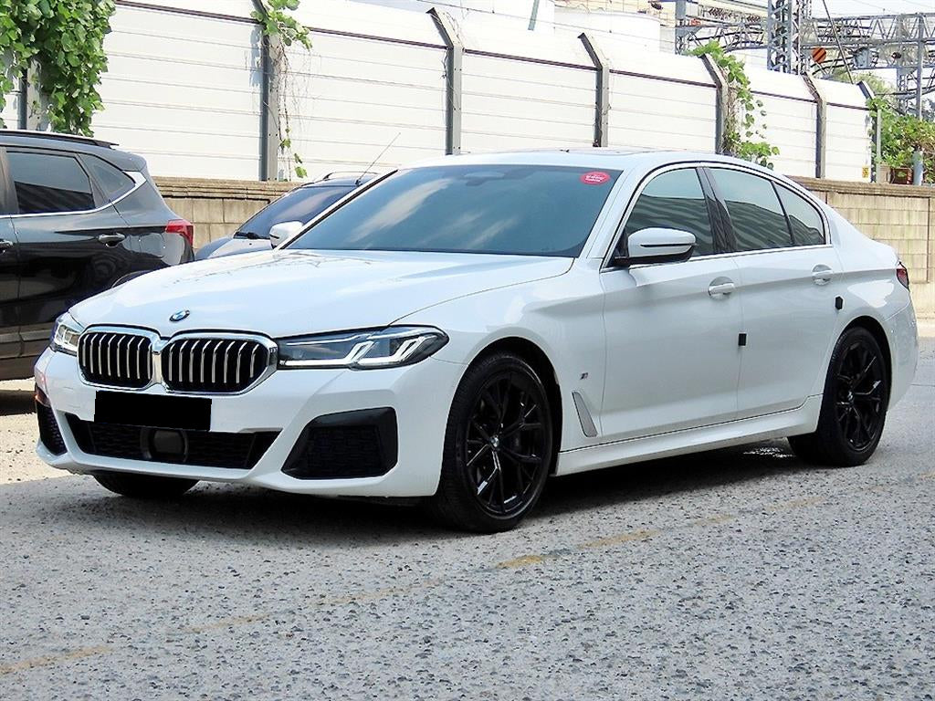 BMW 5-Series — photo 02