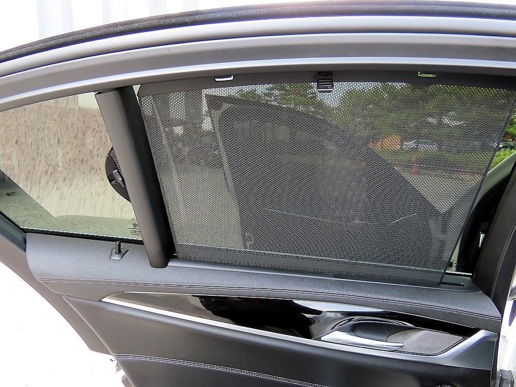 BMW 5-Series — photo 15