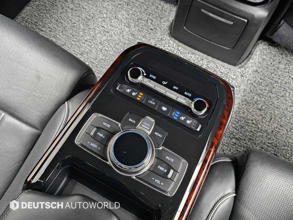 Genesis EQ900 — photo 16