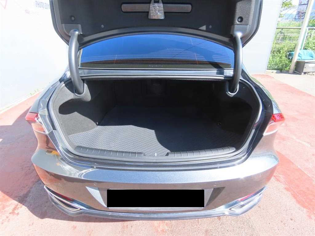 Hyundai Grandeur — photo 05