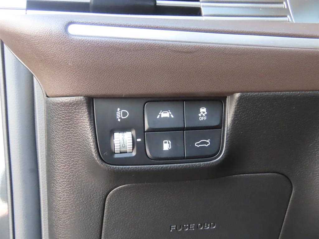 Hyundai Grandeur — photo 14