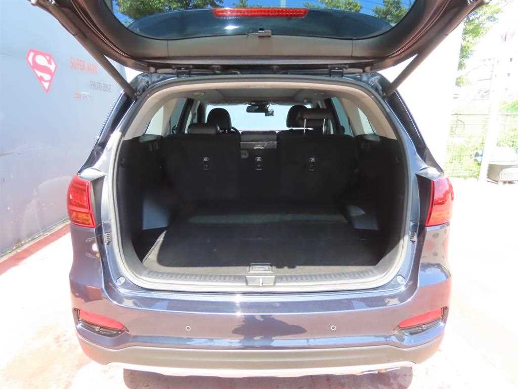 Kia Sorento — photo 05
