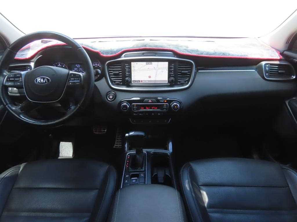 Kia Sorento — photo 10