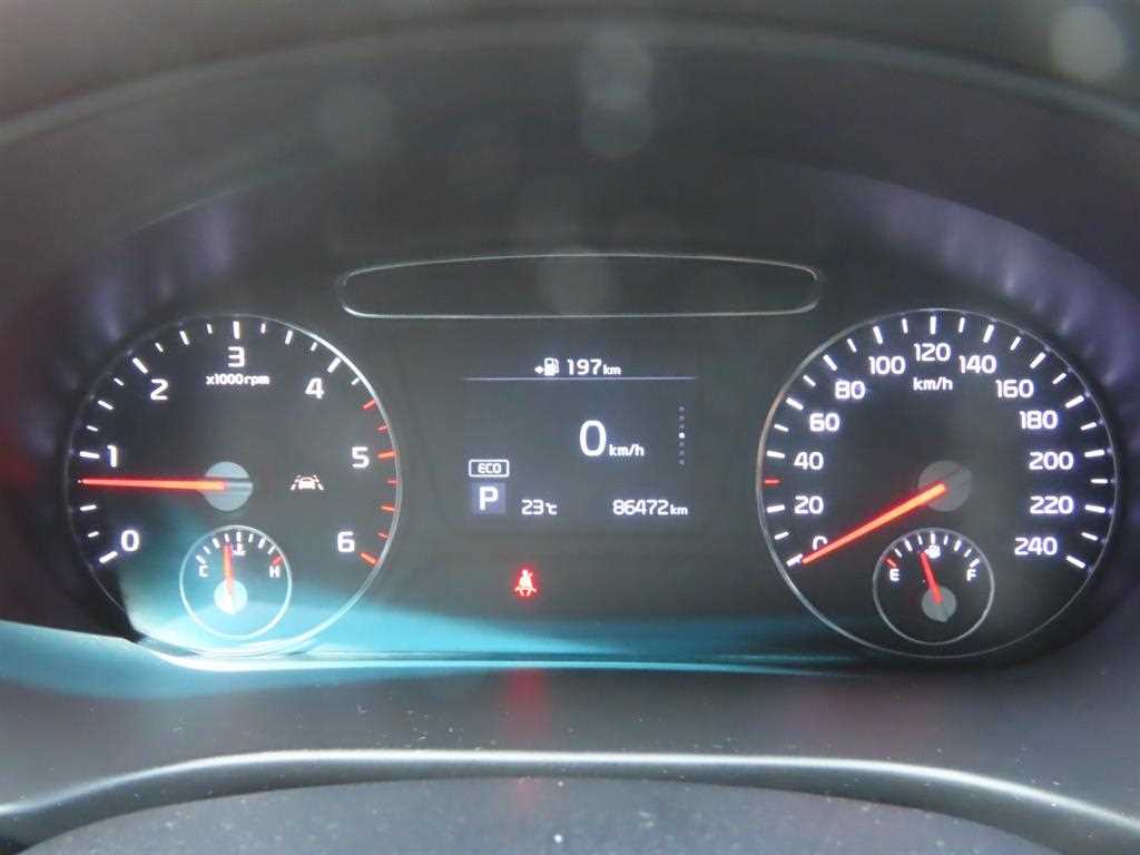 Kia Sorento — photo 11