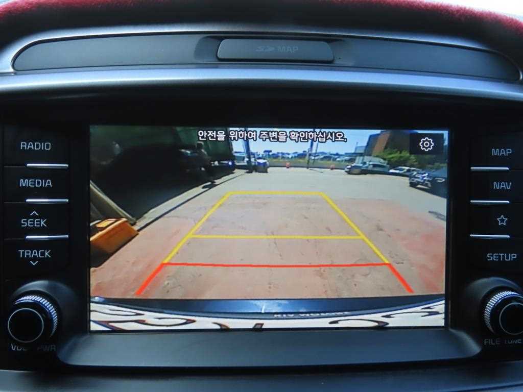 Kia Sorento — photo 19