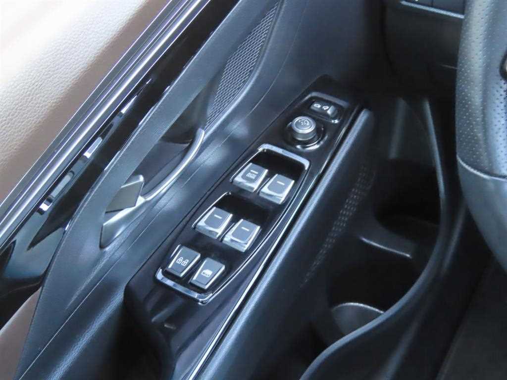 KGM KORANDO — photo 14