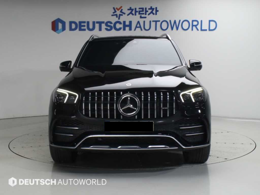 Mercedes-Benz GLE-Class — photo 03
