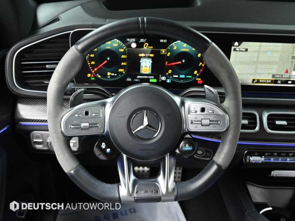 Mercedes-Benz GLE-Class — photo 13