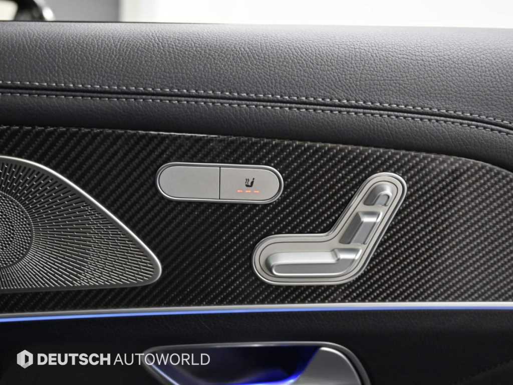 Mercedes-Benz GLE-Class — photo 16