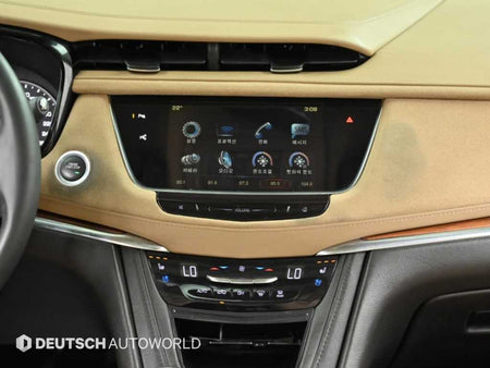 Cadillac XT5 — photo 14