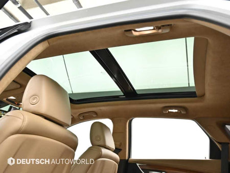 Cadillac XT5 — photo 18