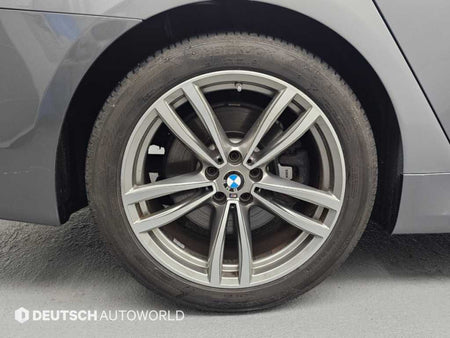 BMW 7-Series — photo 05