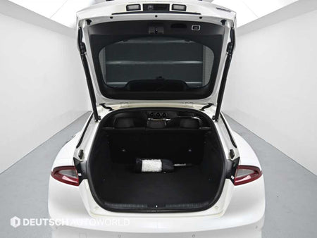 Kia Stinger — photo 19