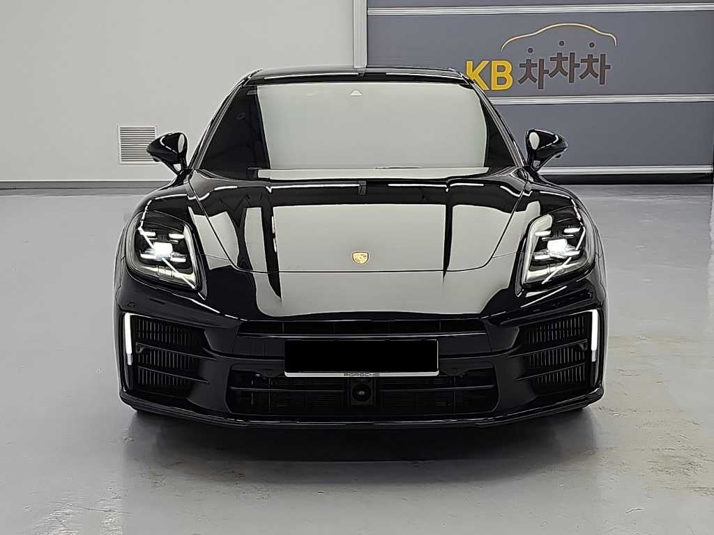 Porsche Panamera — photo 02