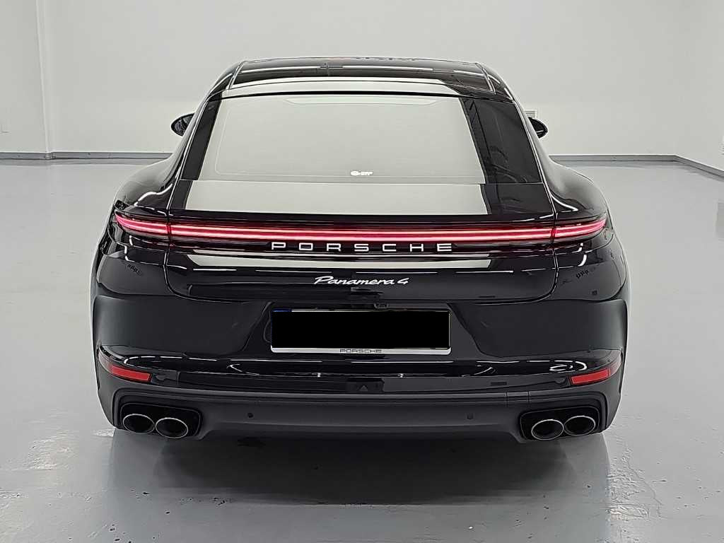 Porsche Panamera — photo 03