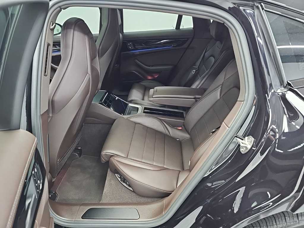 Porsche Panamera — photo 12