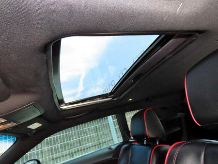 Dodge Challenger — photo 17