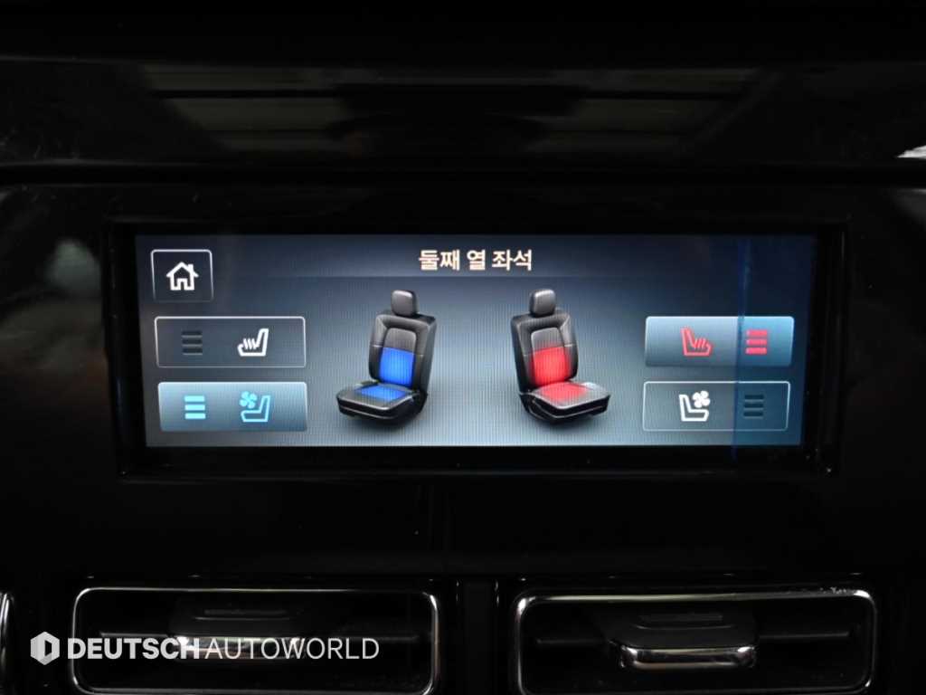 Lincoln Aviator — photo 16