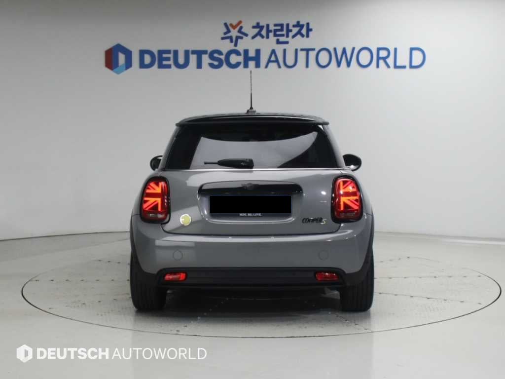 Mini Cooper — photo 04