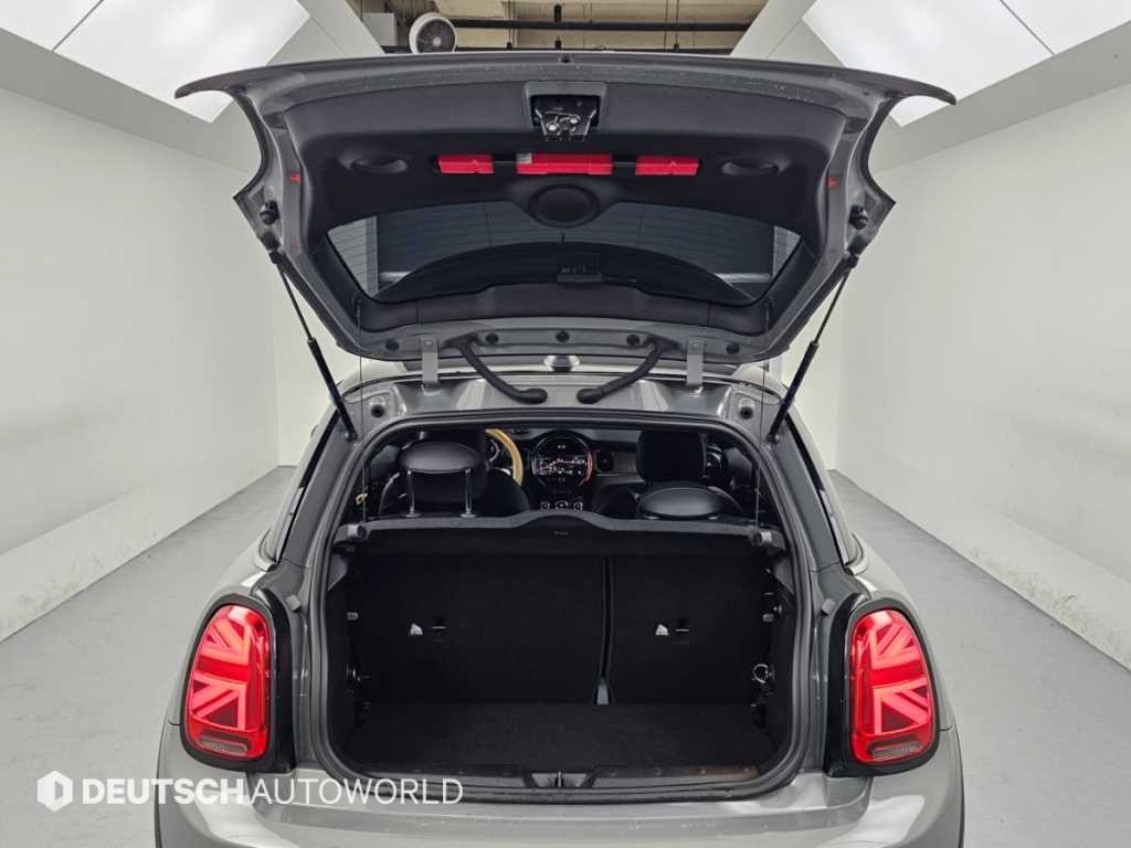 Mini Cooper — photo 19