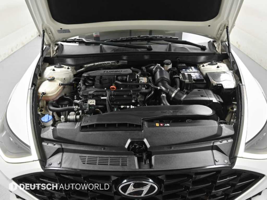 Hyundai Sonata — photo 06