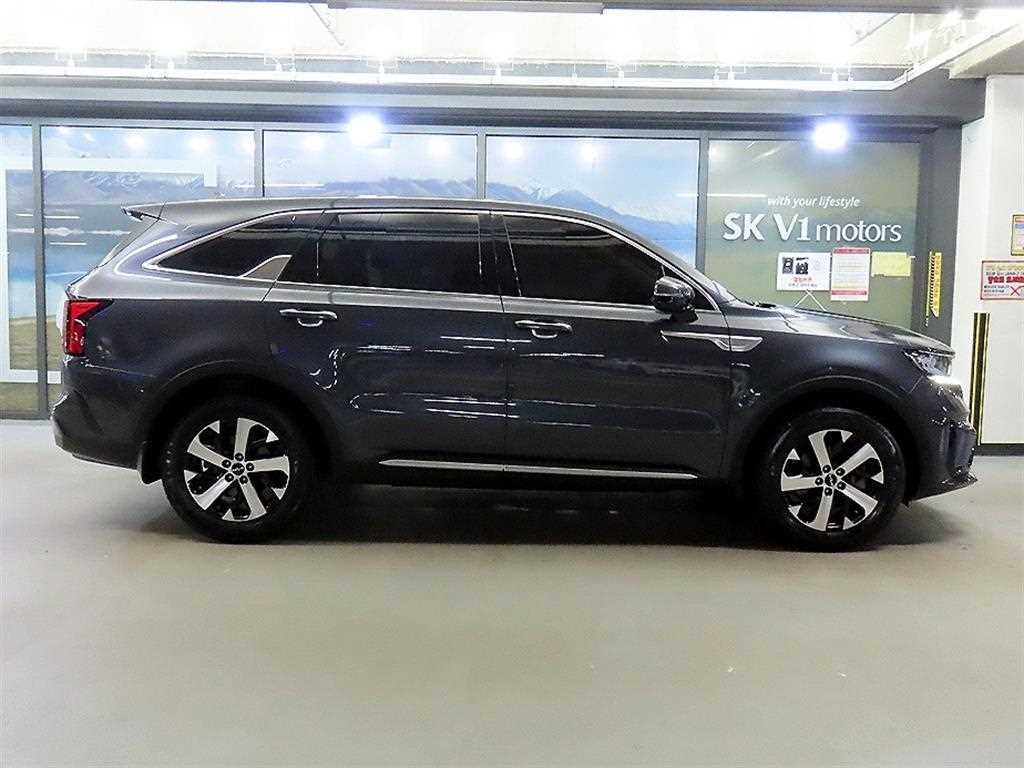 Kia Sorento — photo 03