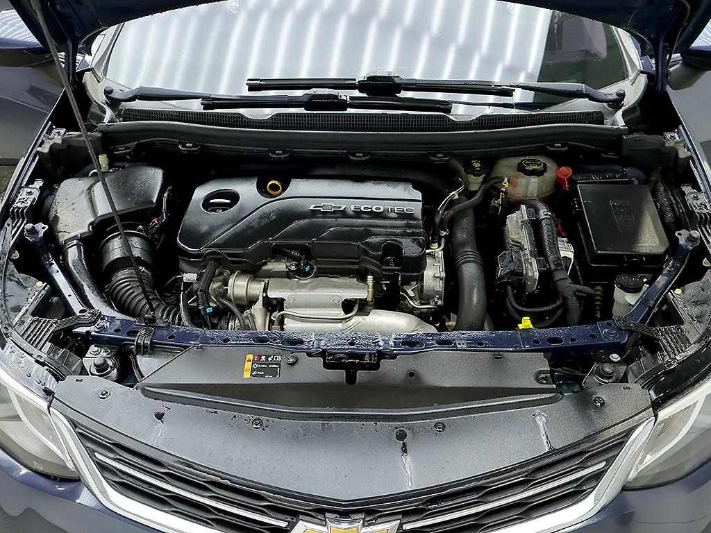 CHEVROLET Cruze — photo 07