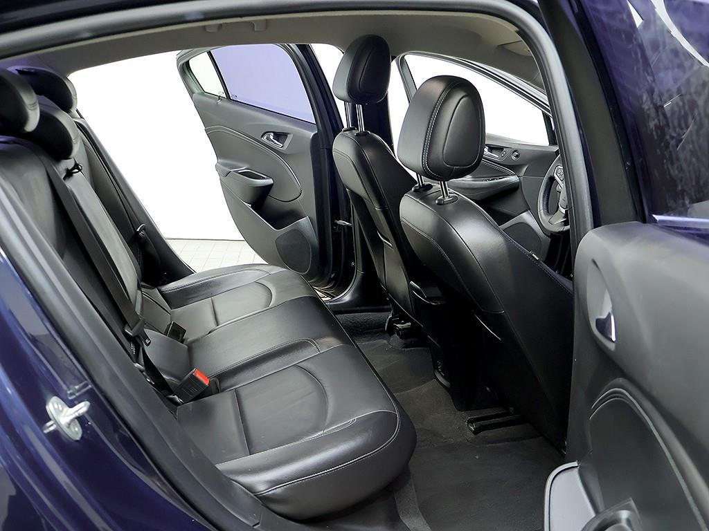 CHEVROLET Cruze — photo 12