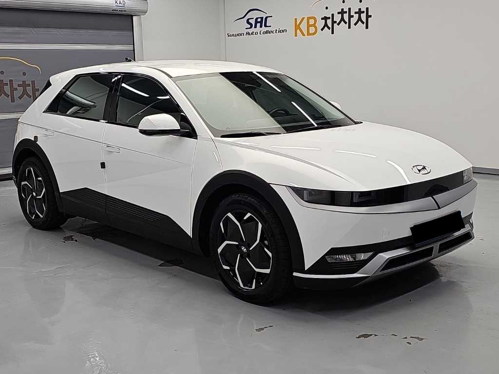 Hyundai Ioniq5 — photo 04
