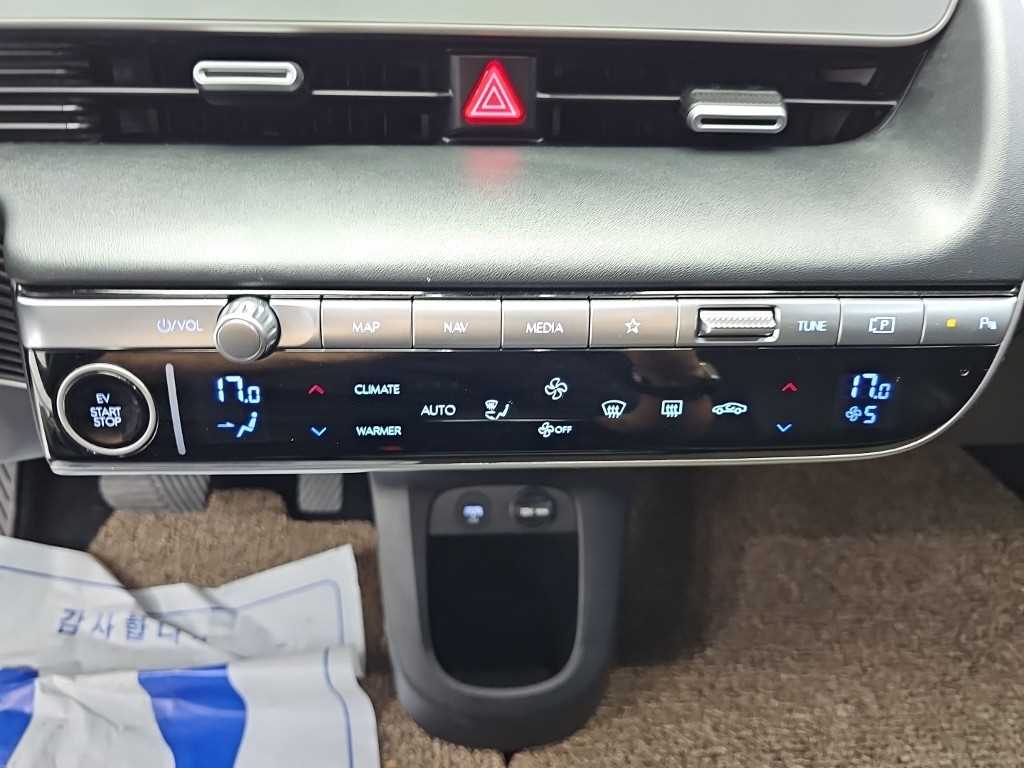 Hyundai Ioniq5 — photo 10
