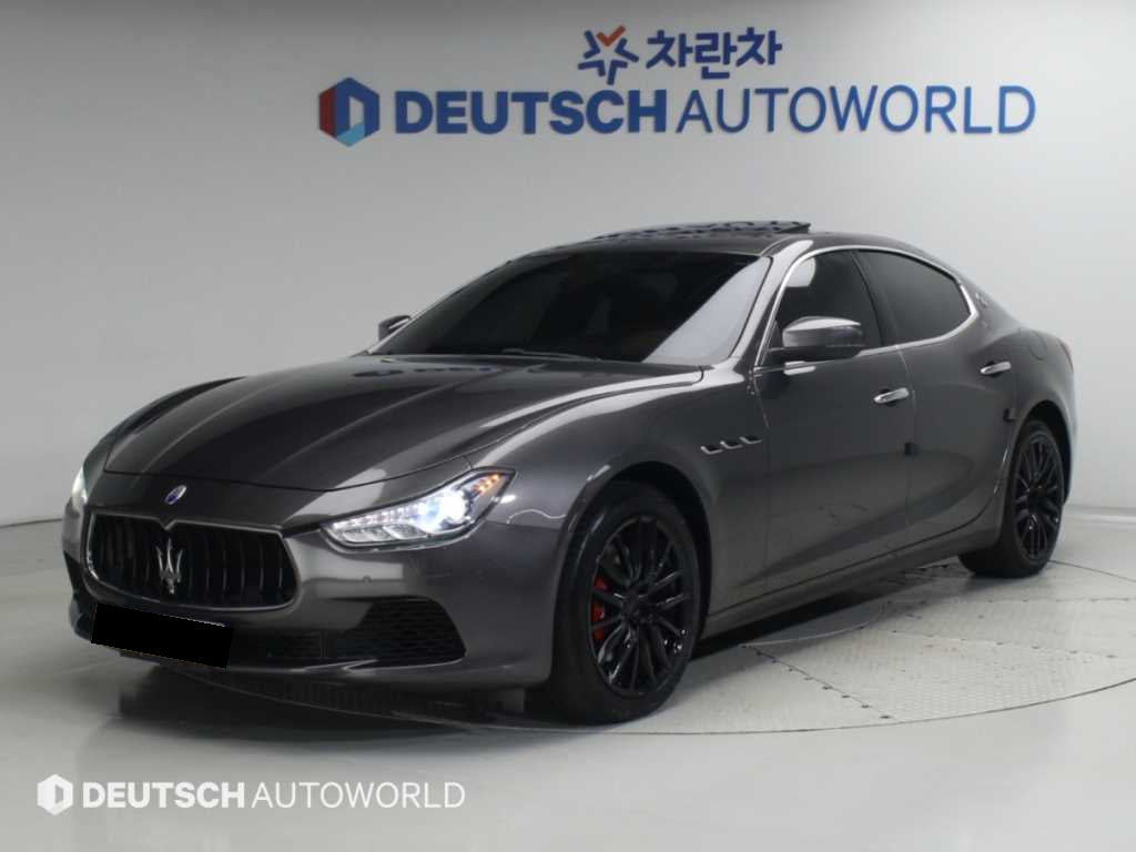 Maserati Ghibli — photo 01