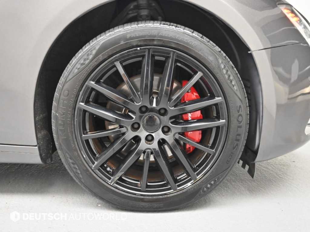 Maserati Ghibli — photo 05