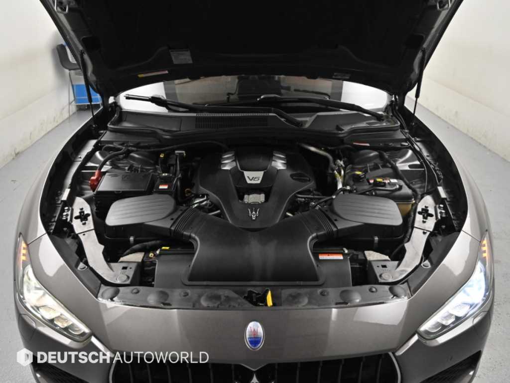 Maserati Ghibli — photo 06