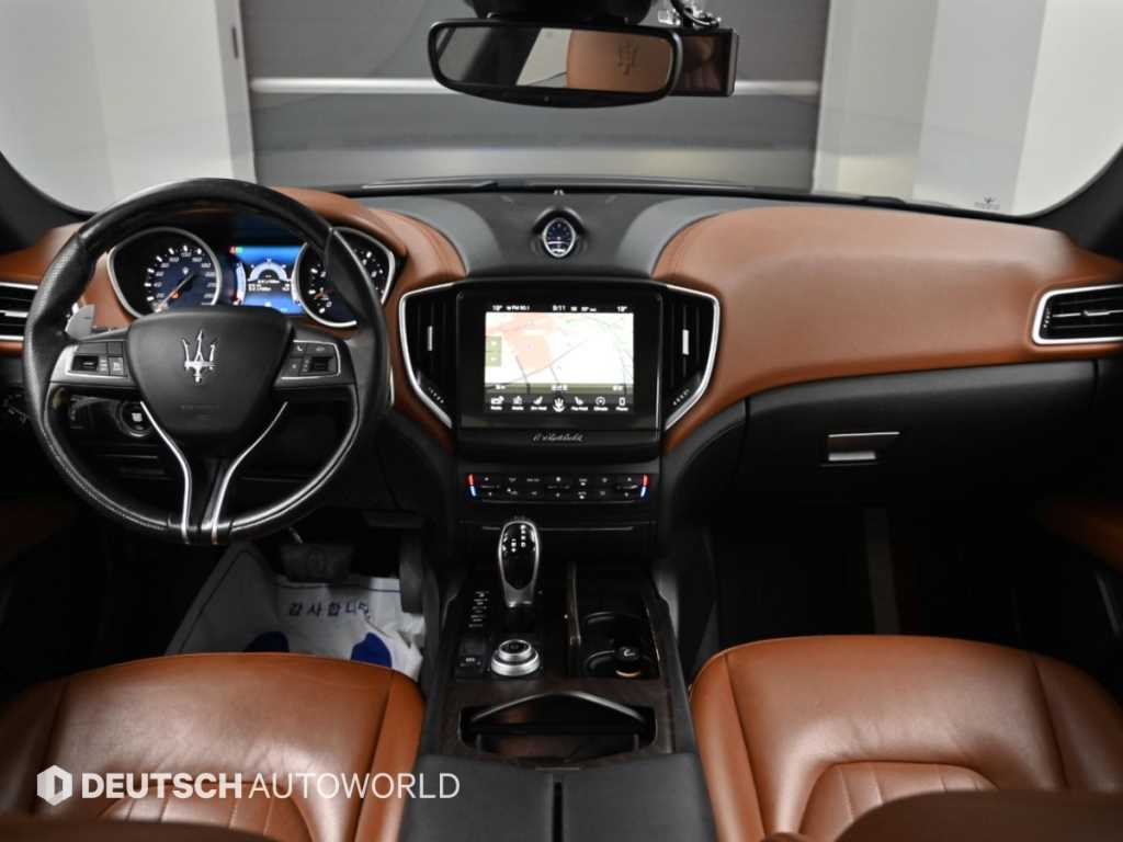 Maserati Ghibli — photo 07