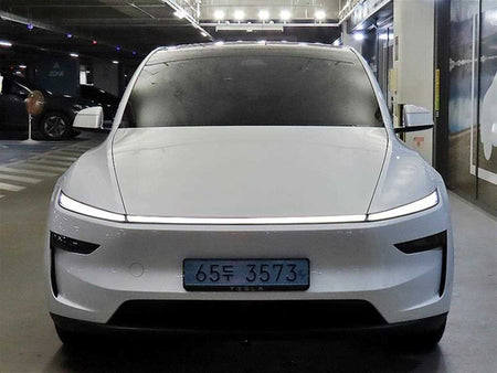 Tesla Model Y — photo 03
