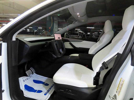 Tesla Model Y — photo 07